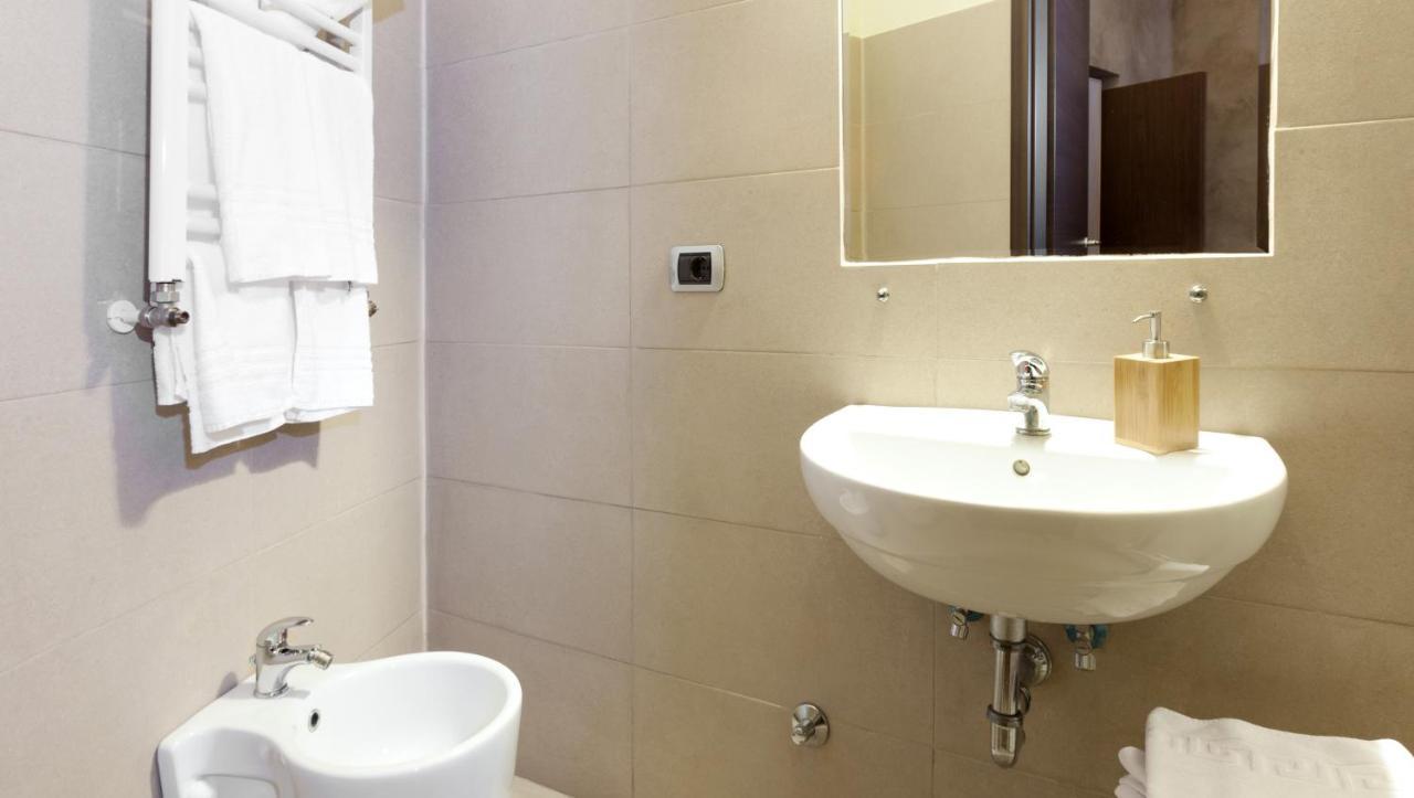 Folia Hotell Rom Exteriör bild